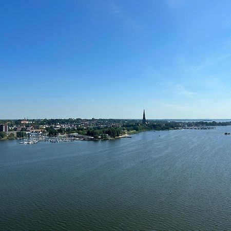 „Bellevue“ Apartment Schleswig Luaran gambar