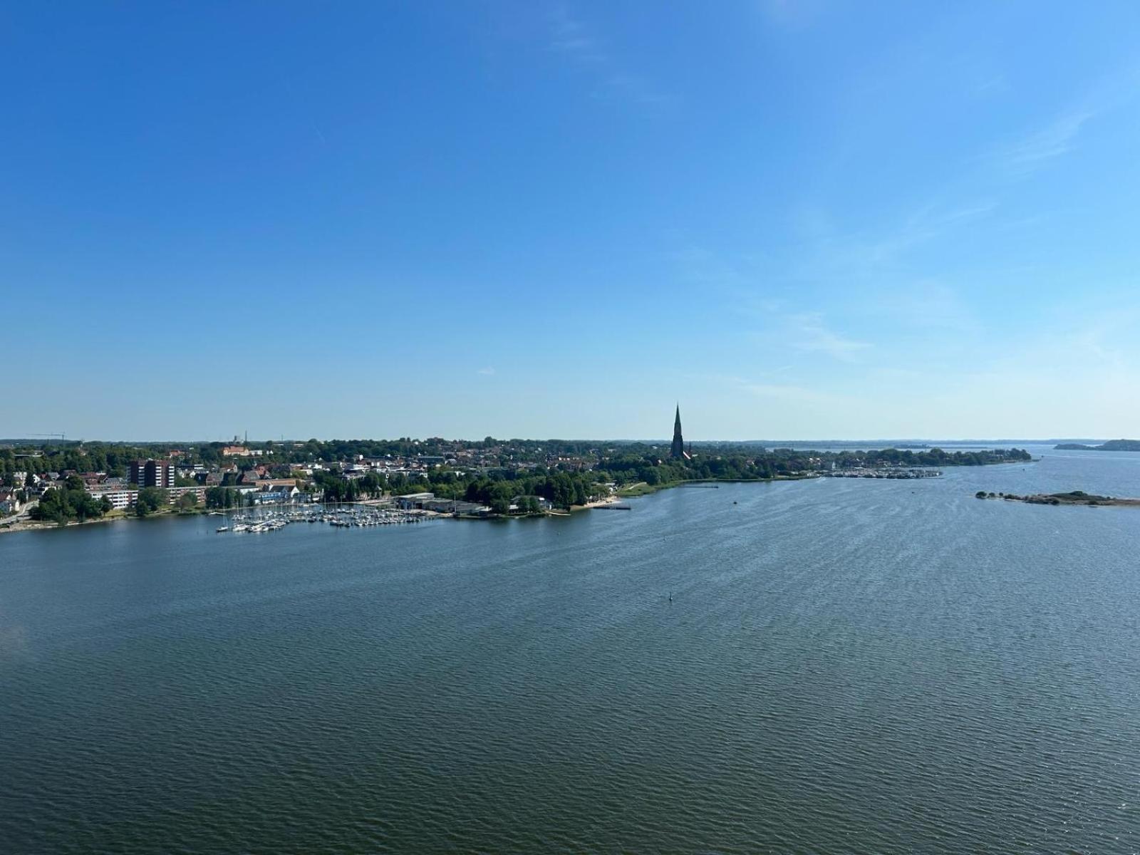 „Bellevue“ Apartment Schleswig Luaran gambar